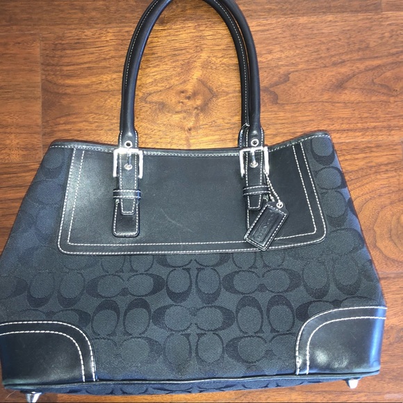 Coach purse, black - Picture 7 of 8
